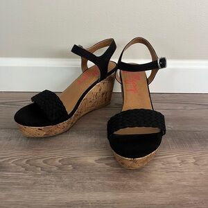 Jellypop black wedges size 8.5